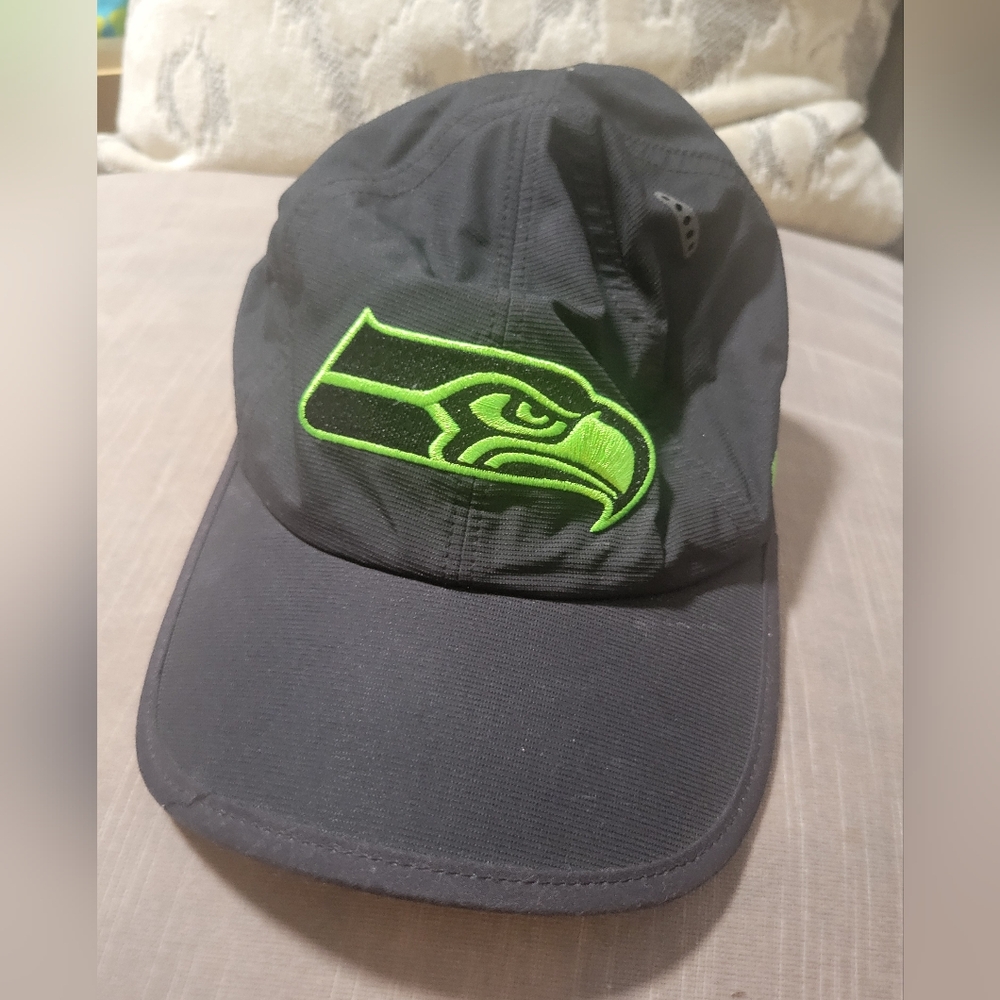 Black and Green Sports Cap